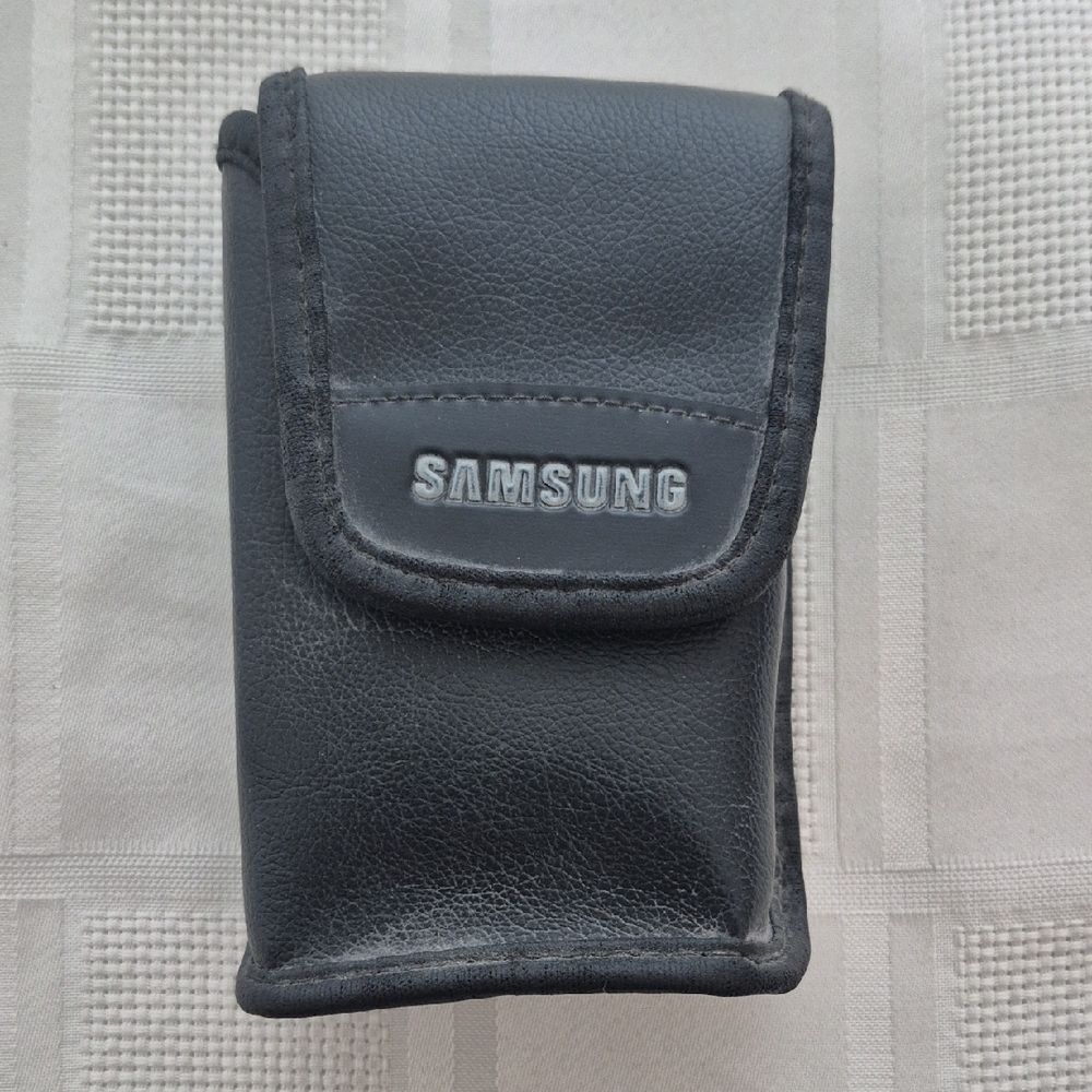 Samsung Black Leather Camera Case